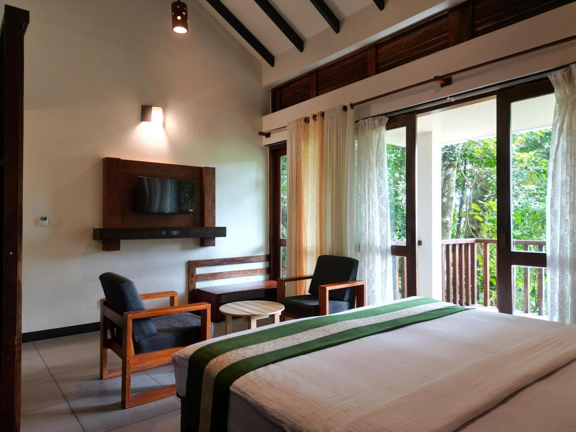 Wayanad Silverwoods Forest Resort & Spa Padinjarathara Dış mekan fotoğraf